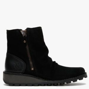 NWT Fly London Monty Suede Wedged Boots